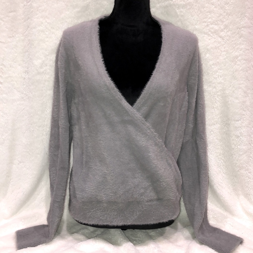 Banana Republic Gray sweater size medium